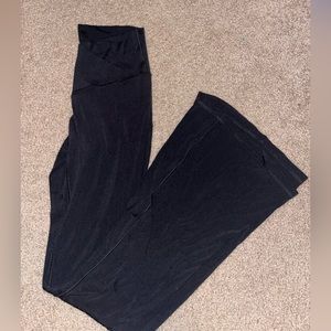 black aerie flare leggings